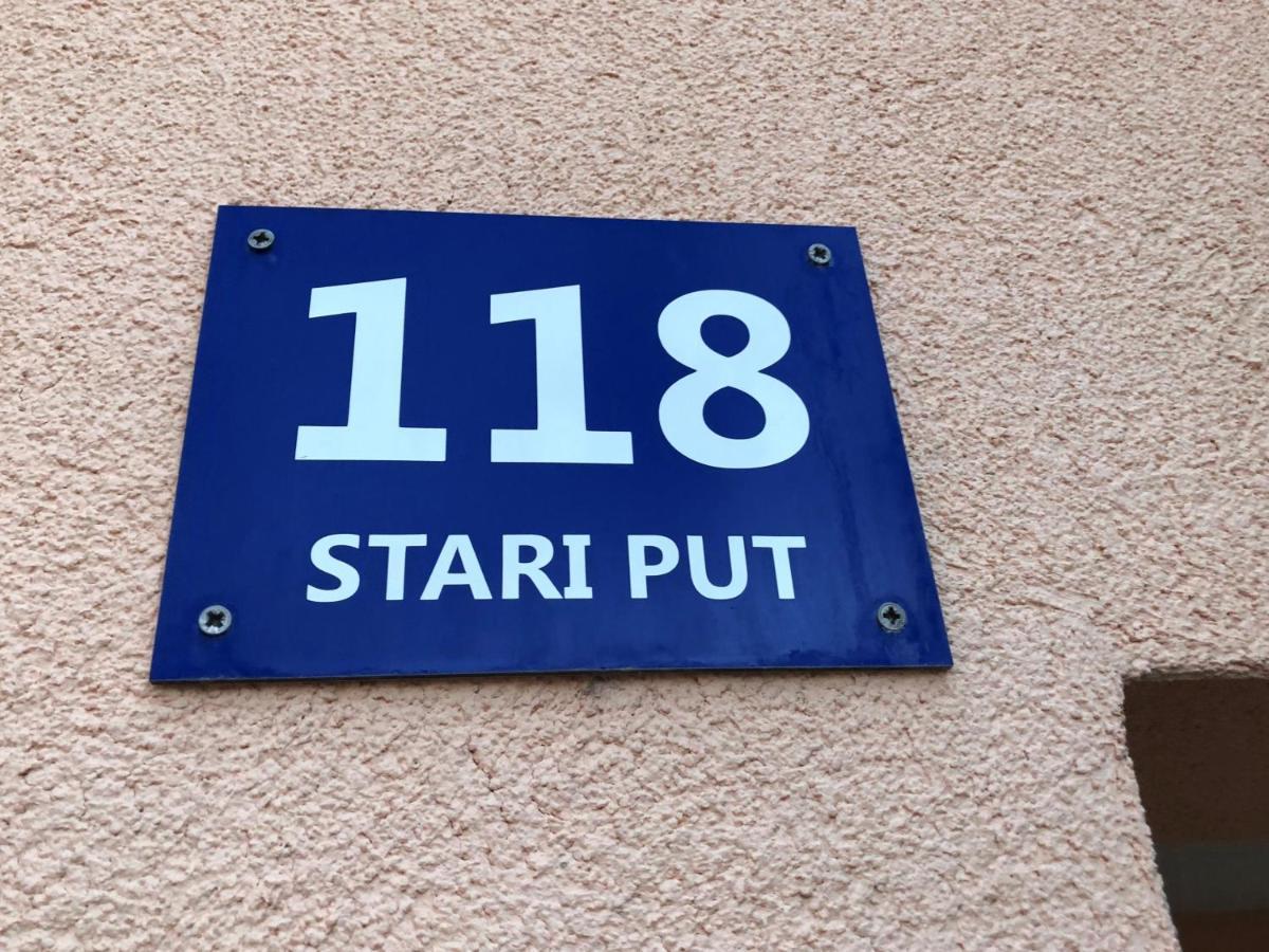 Apartman Luka Vir Appartement Buitenkant foto